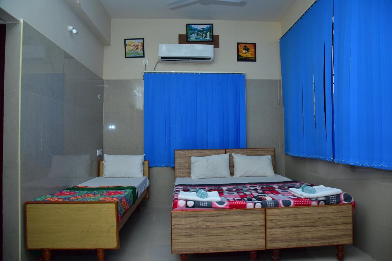 Sgrt Residency Hotel Vellore Bagian luar foto