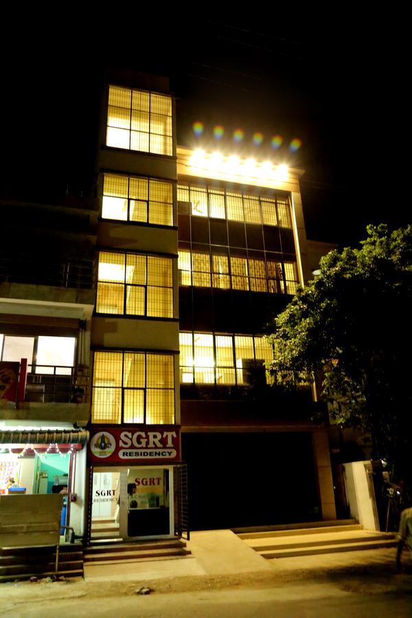 Sgrt Residency Hotel Vellore Bagian luar foto